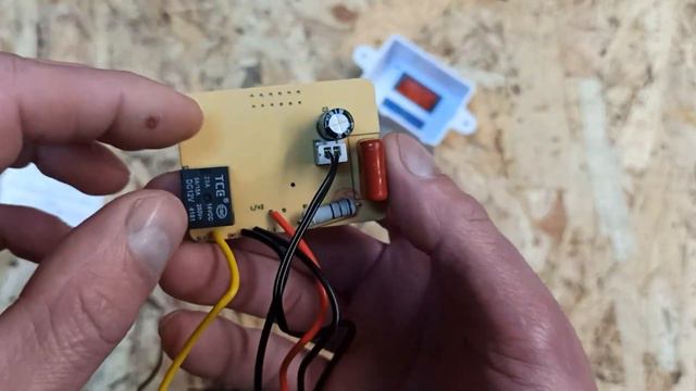 Терморегулятор XH W3001.  Режимы работы.  Внутренний мир и стоимость