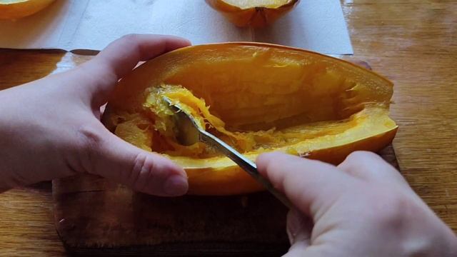 Готовим кабачок спагетти. Фаршированные лодочки из кабачка спагетти.