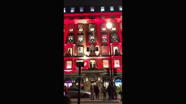 Немного сказки из предрождественского Лондона 2021 (подруга прислала)... Fortnum & Mason #shorts смотреть онлайн