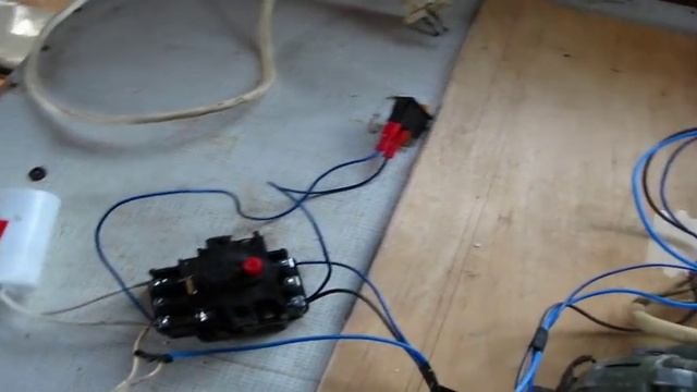 Как из однофазной сети сделать трехфазную. Фазный преобразователь. смотреть онлайн