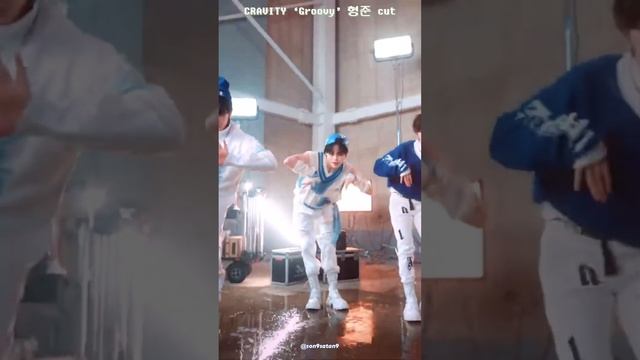 CRAVITY 크래비티 ‘Groovy’ MV HYEONGJUN (형준) cut ? #CRAVITY #크래비티 #MASTER_PIECE #Groovy #빠져들어_크래비티 смотреть онлайн