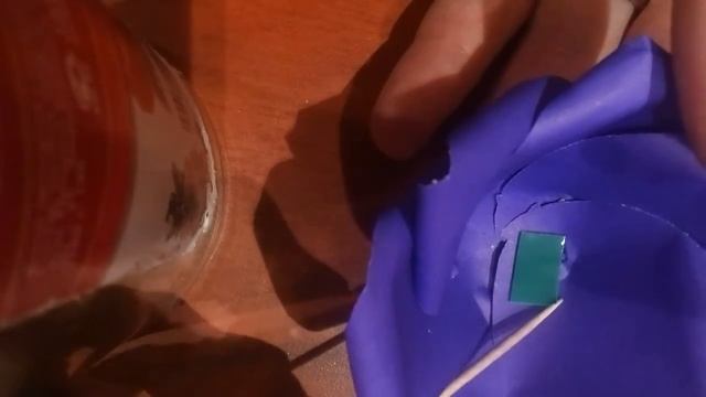 Как эффективно снять защитный слой с двухстороннего скотча. смотреть онлайн