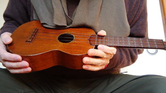 Martin5-15(2006年製)＆ウクレレ２本で弾き語り。スライドギターレギュラーチューニング演奏。キヨス商会の独り歌。手持ちMartinは全部で４本でした。 смотреть онлайн
