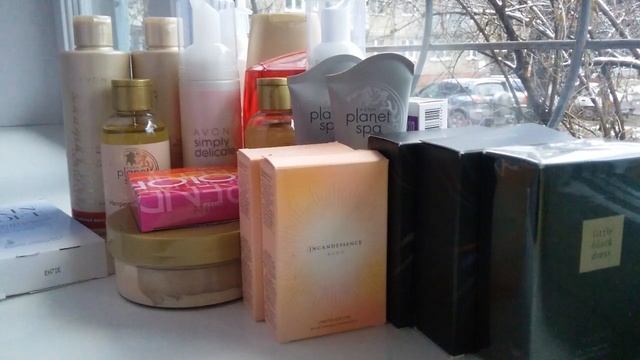 Заказ Avon по каталогу 16/2017/Приз СЮРПРИЗ-2018/Свотчи карандашей для губ/ смотреть онлайн