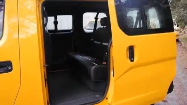 2014 NISSAN NV200 TAXI YELLOW 6 смотреть онлайн