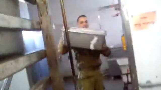 кто в армие служил тот в цирке не смиётся смотреть онлайн