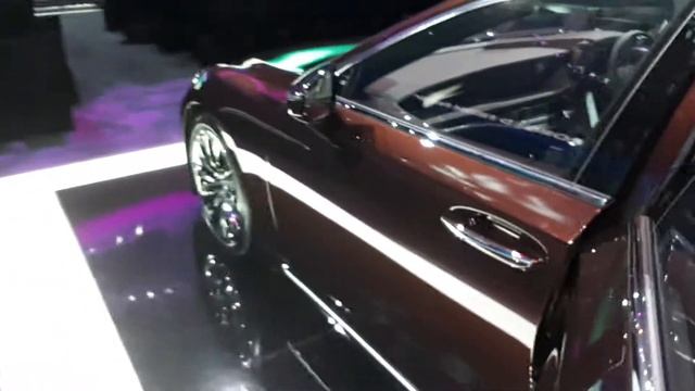 New Lexus LS 360° Walk-around! смотреть онлайн