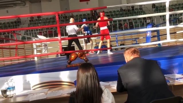 Агаев Данияр(Сахалин)+Абдуразаков Сулейман(Камчатка)-IV турнир по боксу памяти Панасенко-ноябрь 202 смотреть онлайн