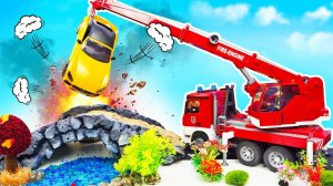 Машина зависла над пропастью! Спасаем водителя — Развивающие мультики про машинки-помощники Брудер