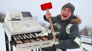 Купили кассовые ячейки на аукционе, чтобы узнать сколько там денег!