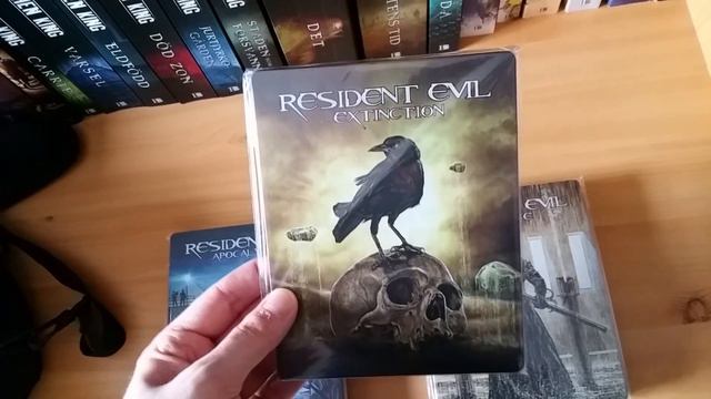 Resident Evil (Project Pop Art Steelbook Collection) смотреть онлайн