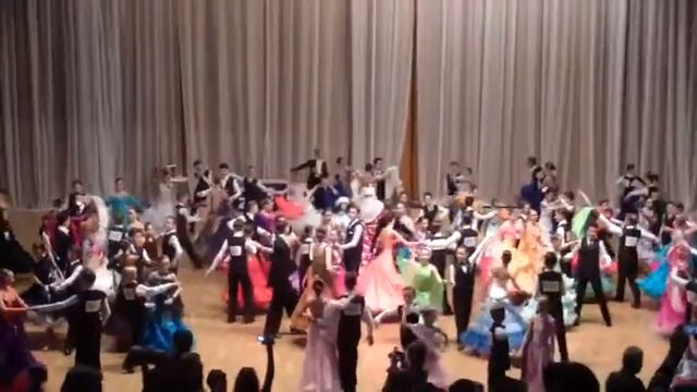 Румба с Дедом Морозом и Снегурочкой смотреть онлайн