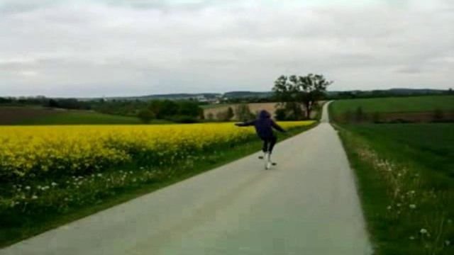 Downhill gliding Unicycle смотреть онлайн