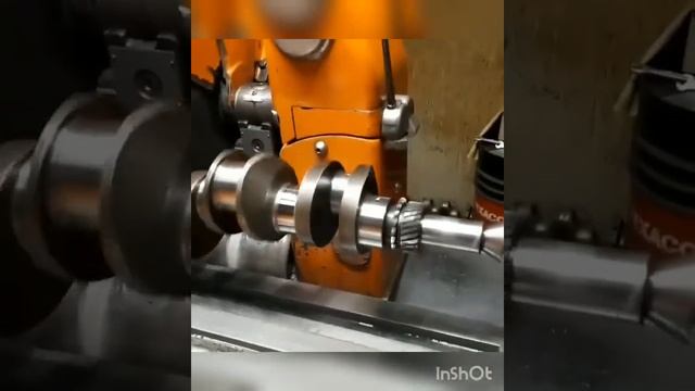Проточка блока коленвала.Установка поршневой групыCrankshaft block groove. Piston group installatio смотреть онлайн