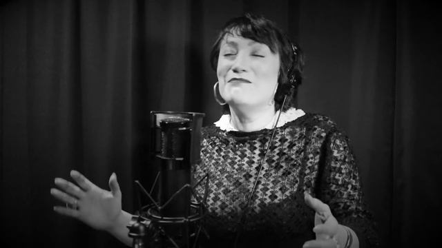 The Black & White Sessions : Special Guest : Eden Espinosa : Yesterday смотреть онлайн