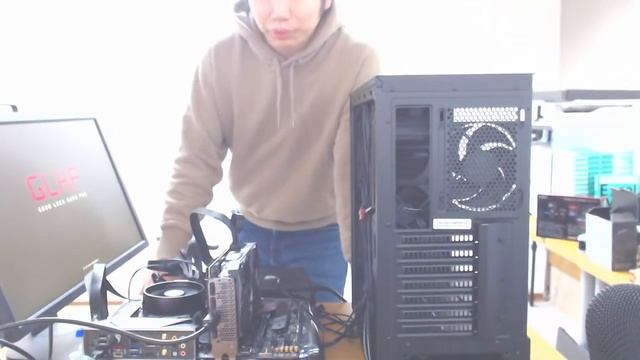 【ライブ配信】PC自作してる様子【雑談】 смотреть онлайн