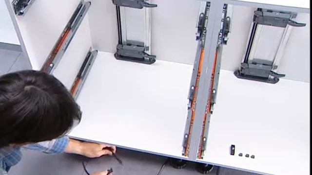 Прокладка кабеля снизу смотреть онлайн