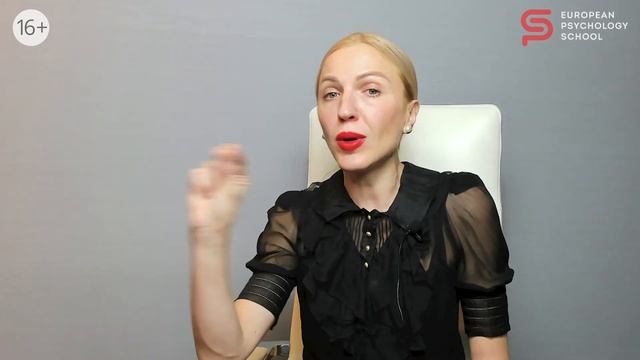 ? В долгах как в шелках. Психологические причины почему люди берут кредиты и имеют долги. 18+ смотреть онлайн