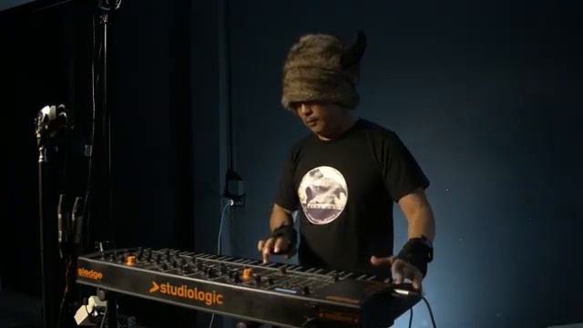 23 เมษายน 2018 รีวิว Studiologic Sledge Black Edition смотреть онлайн