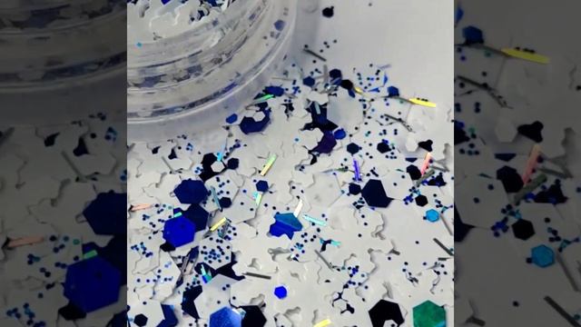 Блестки новогодние снежинки, елка для дизайна ногтей, волос, лица смотреть онлайн