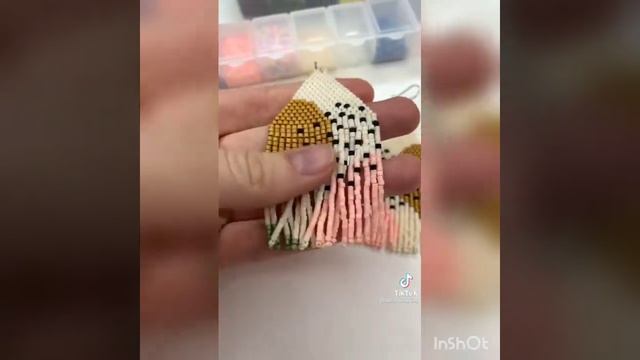 Трёх минутная сборка видео из ТТ каналов #бисер #подборки #handmade #тт #tiktok #jewelry #хобби смотреть онлайн