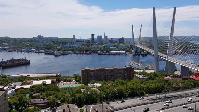 Бухта Золотой Рог / Мост на мыс Чуркин / Владивосток смотреть онлайн