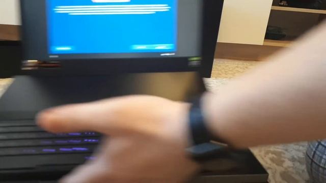 Распаковка ASUS ROG Zephyrus DUO 15 SE GX551QS HF060T UnPacking смотреть онлайн