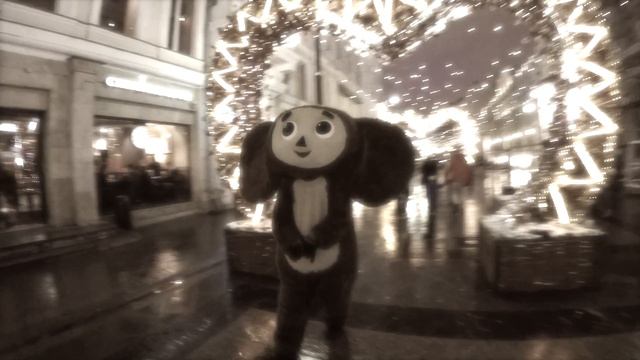 Прогулка по ночной Москве. Подсветка и витрины Кузнецкого моста. смотреть онлайн