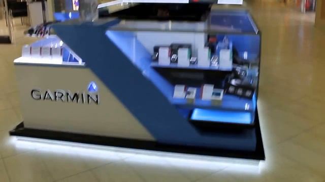 Фирменный остров GARMIN в ТЦ Сити Молл смотреть онлайн
