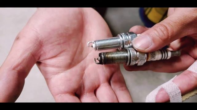 【スズキALTO】HA36アルトのプラグ交換。 смотреть онлайн