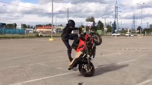 Обучение на категорию "А" в автошколе АВМ смотреть онлайн