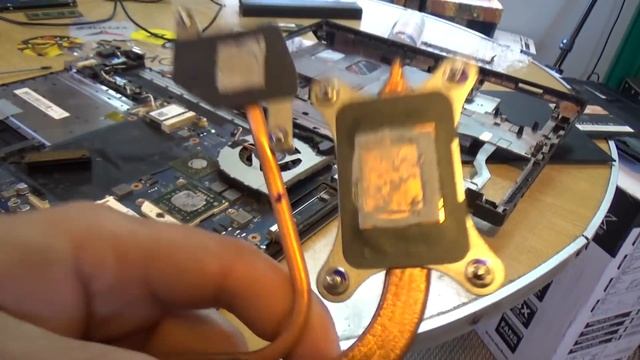 Haciendo Mantenimiento de Urgencia a una Laptop!! смотреть онлайн
