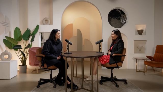 Мадонна Мур: «Маленькие бренды не могут меня себе позволить!» смотреть онлайн