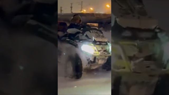 Маленький квадроцикл мы продали а большой теперь мой смотреть онлайн