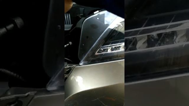 Demontaż lamp VW passat CC bez odkręcania zderzaka. смотреть онлайн
