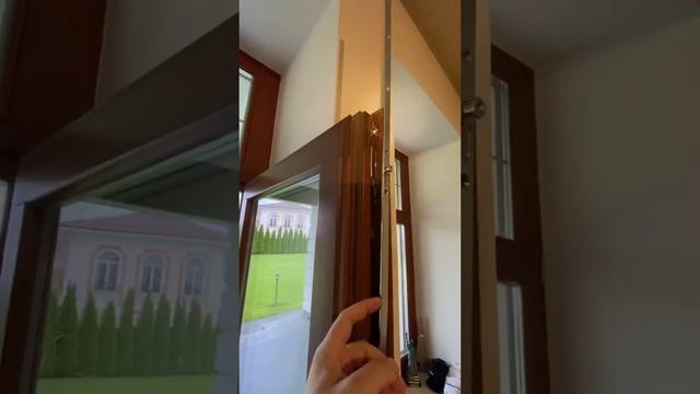 Как поменять Многозапорные замок Рото на двухстворчатой деревянной двери смотреть онлайн