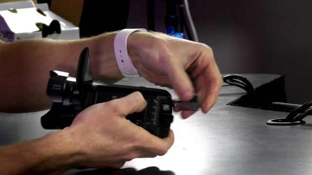 Panasonic HC-VX981 (Unboxing & Demo) смотреть онлайн