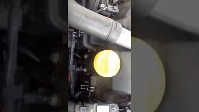 Renault Fluence!!! Постороний звук в моторе ,треск ,стук! смотреть онлайн