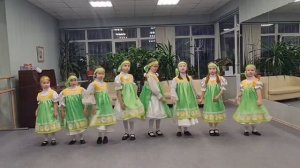 Ансамбль русской песни «Калина», средняя группа, 5-7 лет. Как у наших у ворот.