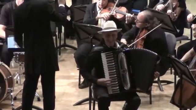 Dark Eyes - Emil Aybinder (Accordion with a Symphony Orchestra) смотреть онлайн