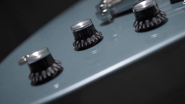 Gibson Non-Reverse Thunderbird Bass смотреть онлайн