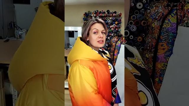 Пуховик двухсторонний : "Яркая еда" смотреть онлайн