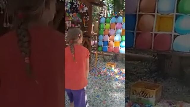 Храброе сердце Сукко: Анюта работает по шариками смотреть онлайн