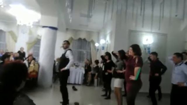 Брейкданс новый год 2018 смотреть онлайн