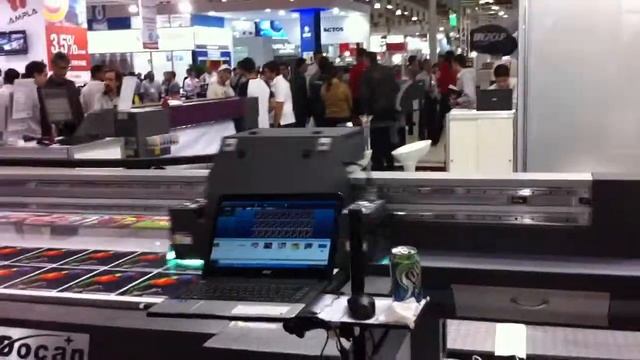 DOCAN UV FLATBED PRINTER смотреть онлайн