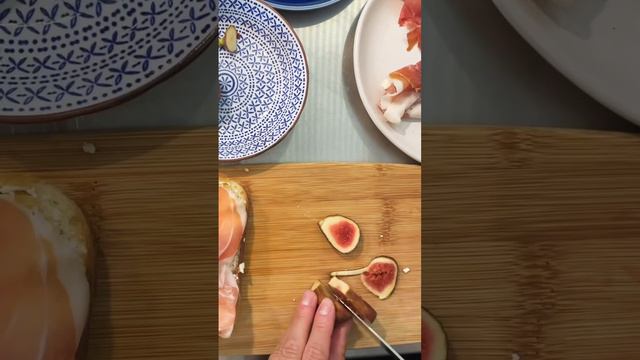 Squacquerone On Toast With Prosciutto, Figs & Honey 🤤 #cheesetoast