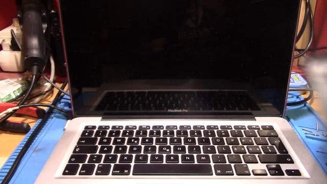 # 116 - Electronique - Macbook Pro S'allume Puis S'éteint