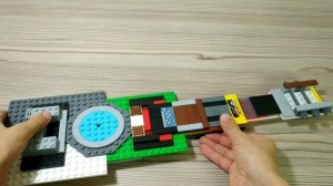 Гитара из LEGO