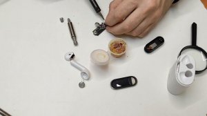 Как заменить батарею на фитнес браслете. не включается фитнес браслет. Замена аккумулятора.