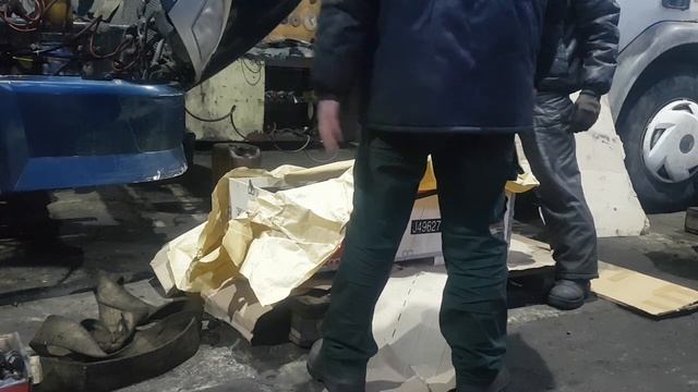 Установка и протяжка ГБЦ "Jereh" на Cummins ISX 15 #Часть 3 смотреть онлайн